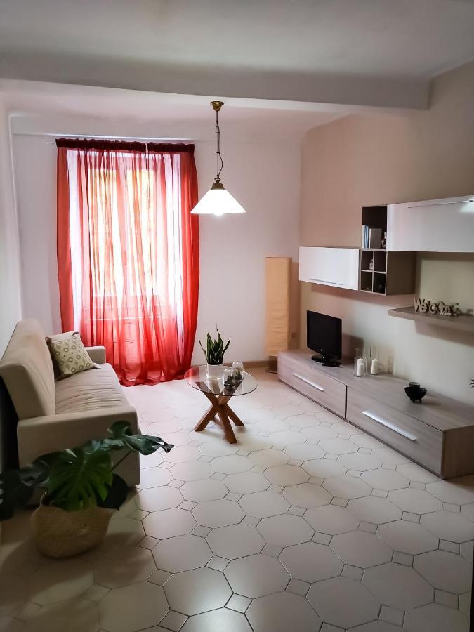 A Casa Di Leda Apartment ซาร์ซานา ภายนอก รูปภาพ